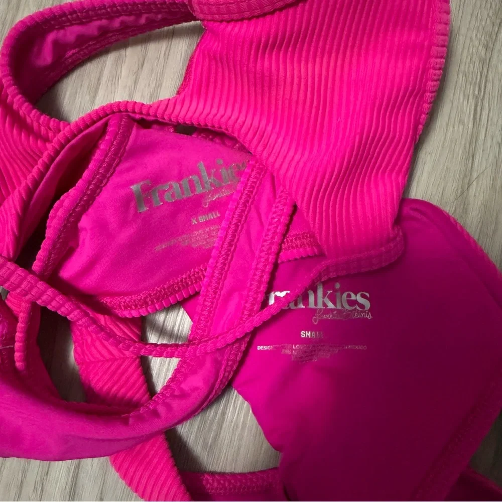 Frankies Bikinis SET Ribbed Fuchsia Cole Top & Enzo Bottom
